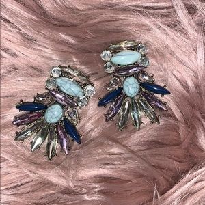 Color staple earrings